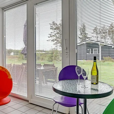 Dome - 750m From The Sea By Interhome *