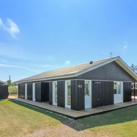 Dome - 750m From The Sea By Interhome *